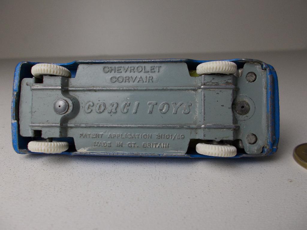 1960 Corgi Toys 229 CHEVROLET CORVAIR (Blauw) -A-., Ophalen of Verzenden, Gebruikt, Auto, Corgi