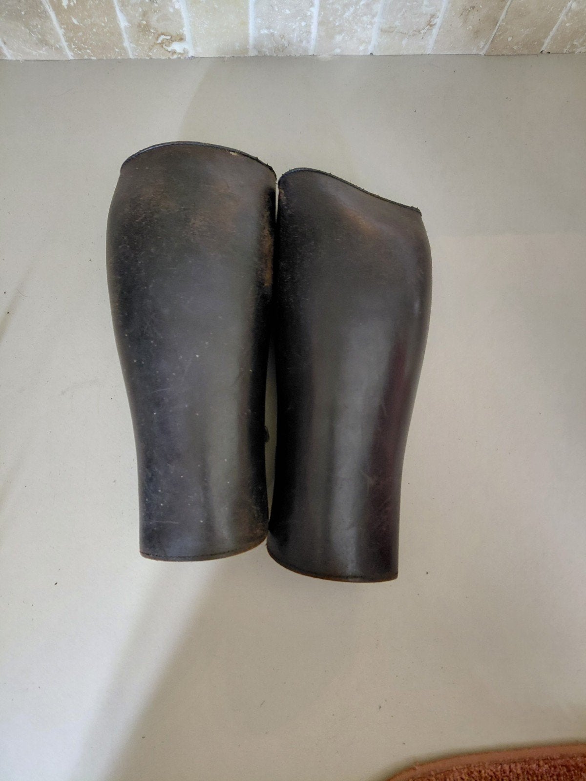 WW2 Zwitserse beenkappen uit 1941, Ophalen of Verzenden