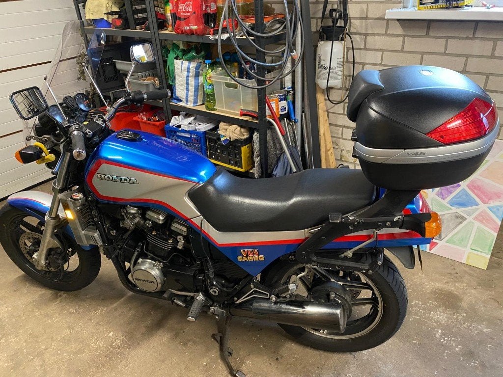 Honda Sabre VF1100s, Motoren, Cardan-aandrijving, 4 cilinders, Motorrijbewijs A, Gebruikt
