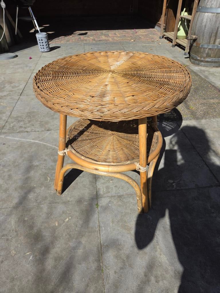 Set van 2 Rotan Bijzettafels met Glasplaat, Ophalen, 2 zitplaatsen