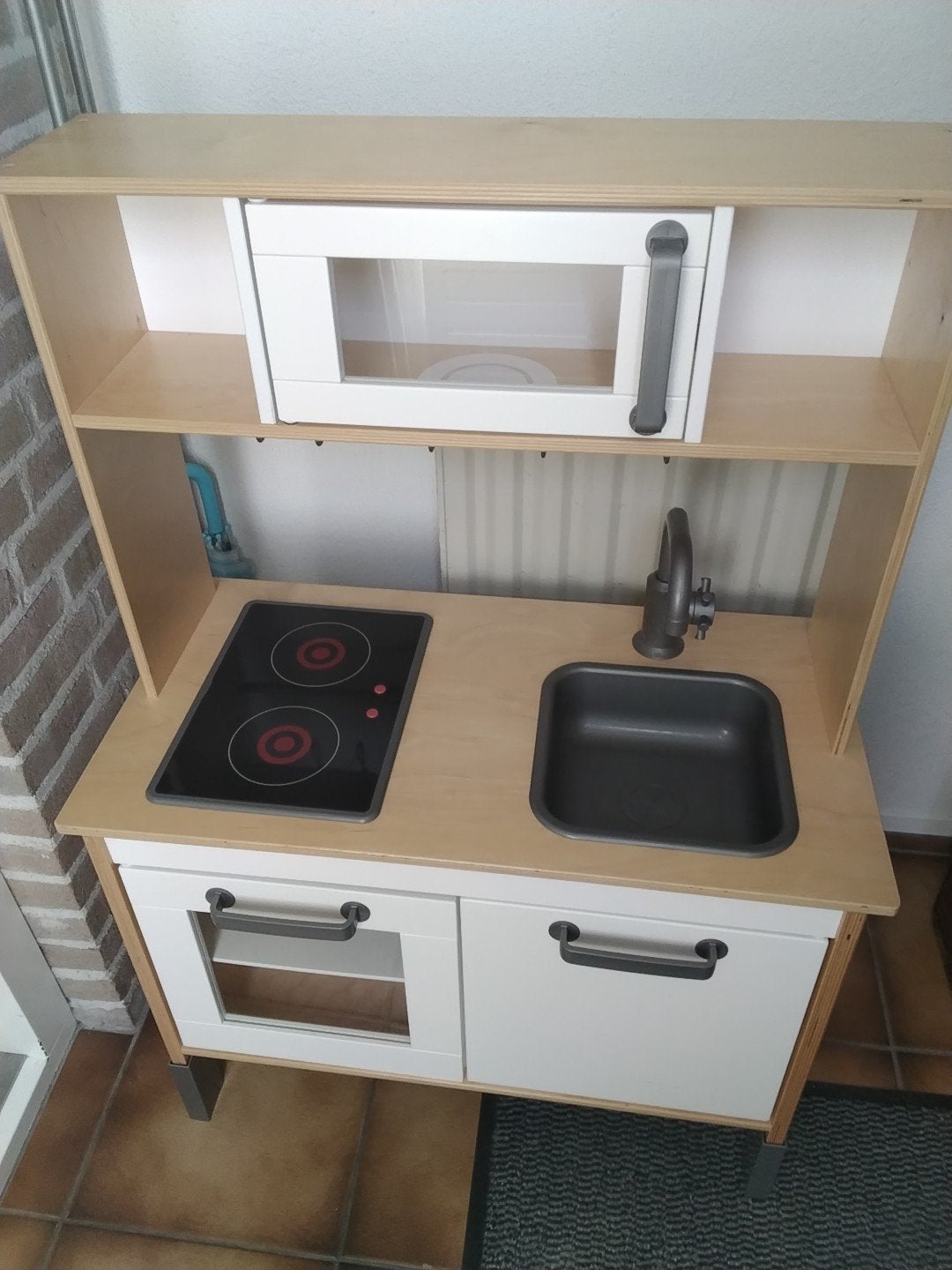 Ikea Beukenhout Speelkeuken met kraan, kookplaat, e.d., Kinderen en Baby's, Ophalen, Zo goed als nieuw, Hout, Speelkeuken