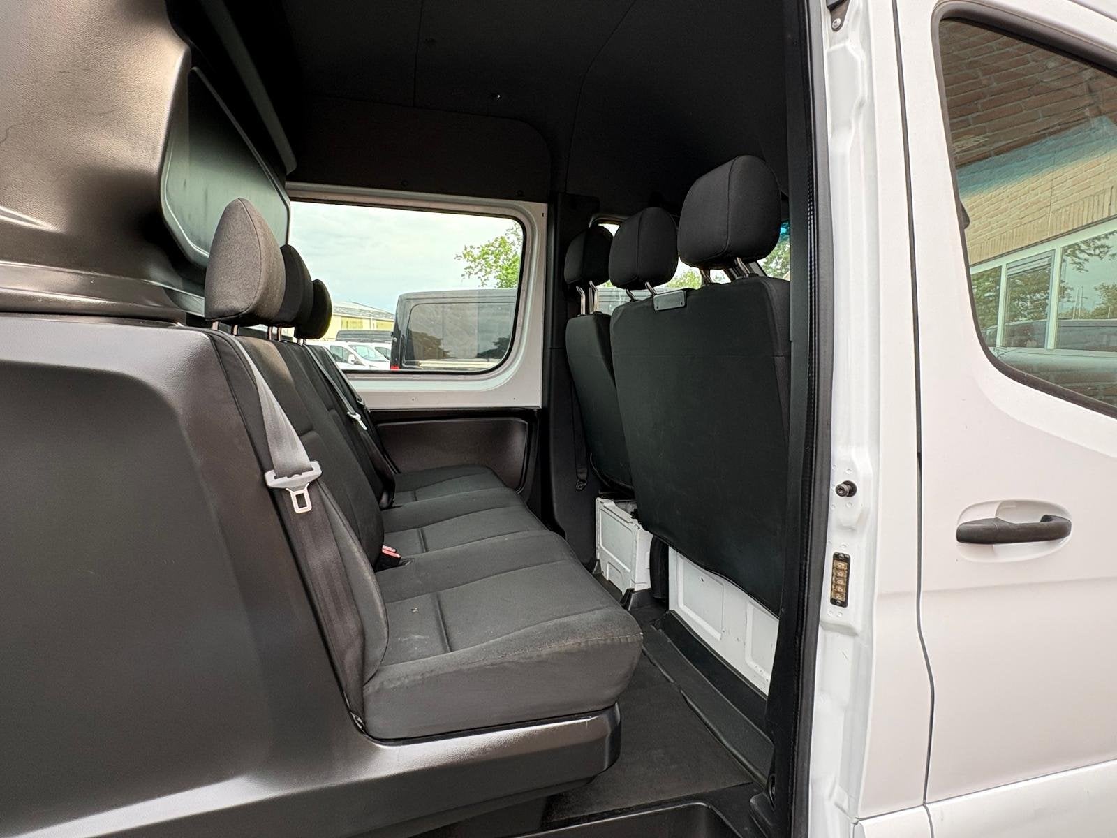 Foto 4 van Mercedes-Benz Sprinter 316CDI 164PK L2H2 Dubbelcabine / 7G-T