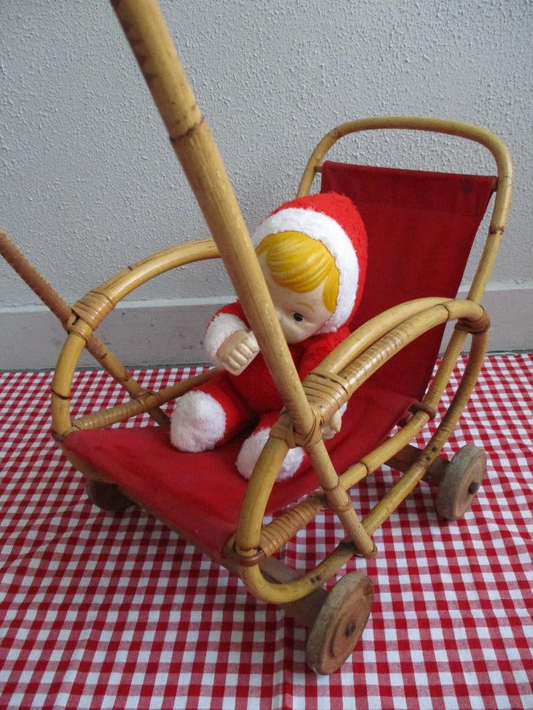 Vintage Rotan Poppenwagentje Retro, Verzamelen, Ophalen, Huis en Inrichting