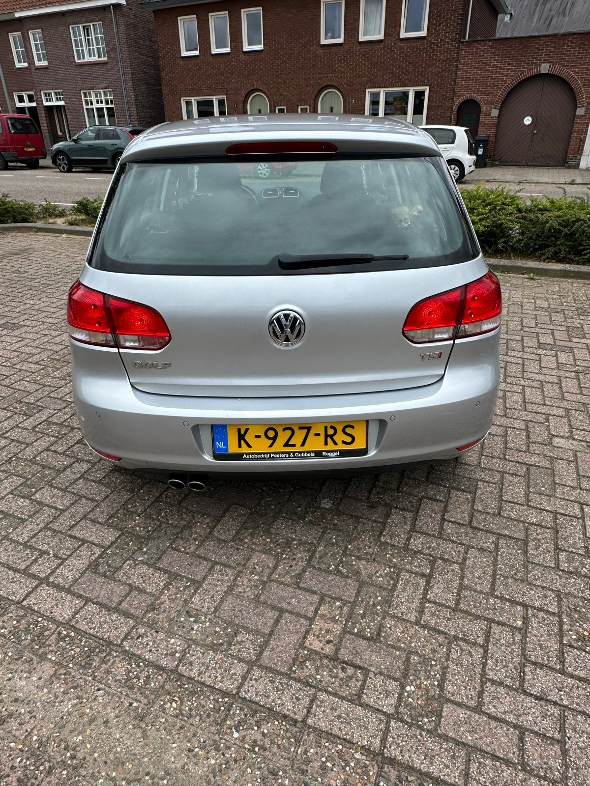 Volkswagen Golf VI 2010 | DSG Automaat . APK tot 12-02-2027, Auto's, Dealer onderhouden, Stof, Zwart, 4 cilinders