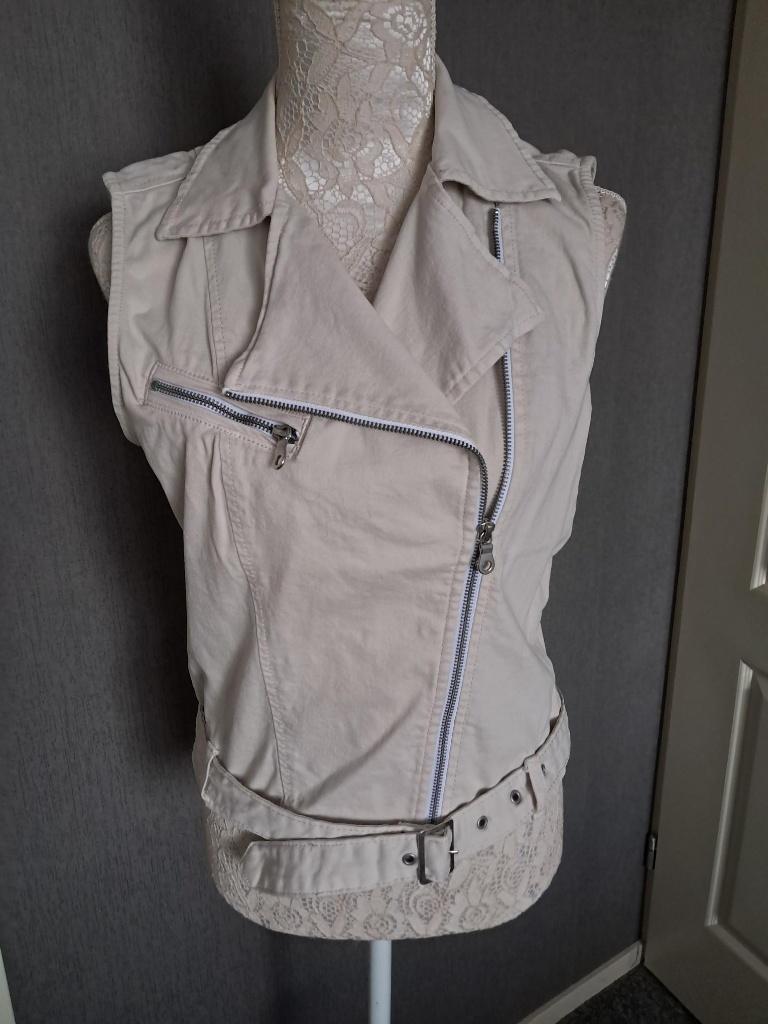 bodywarmer Sisters Point Kleur : Beige Creme Maat : XS, Kleding | Dames, Bodywarmers, Beige, Sisters Point, Nieuw, Ophalen of Verzenden