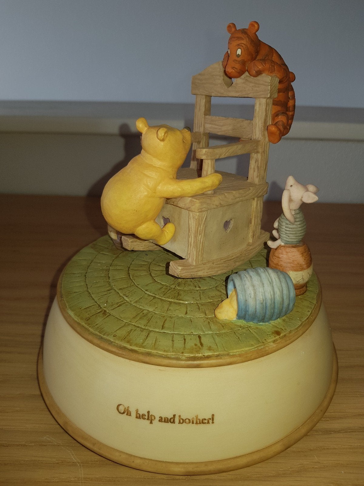 Disney Winnie de Poeh Muziekdoos - Oh help and bother!, Verzamelen, Ophalen of Verzenden, Winnie de Poeh of vrienden, Zo goed als nieuw