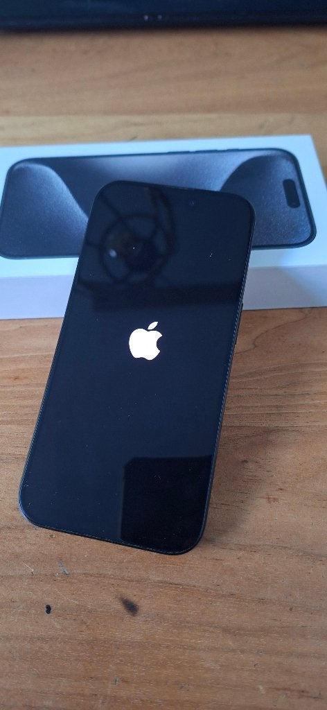 IPhone 15 pro 128 GB Black Titanium, Telecommunicatie, Mobiele telefoons | Apple iPhone, Ophalen, 128 GB, Zwart, Zo goed als nieuw