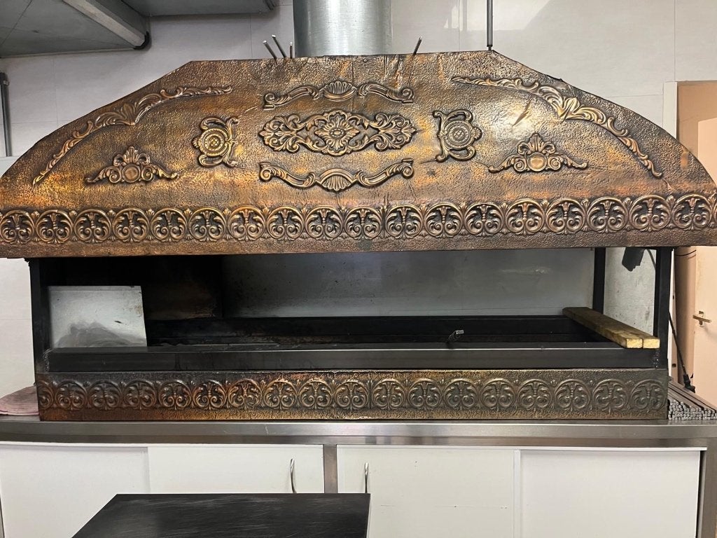Koperen Houtskoolgrill 200 CM, Ophalen, Gebruikt