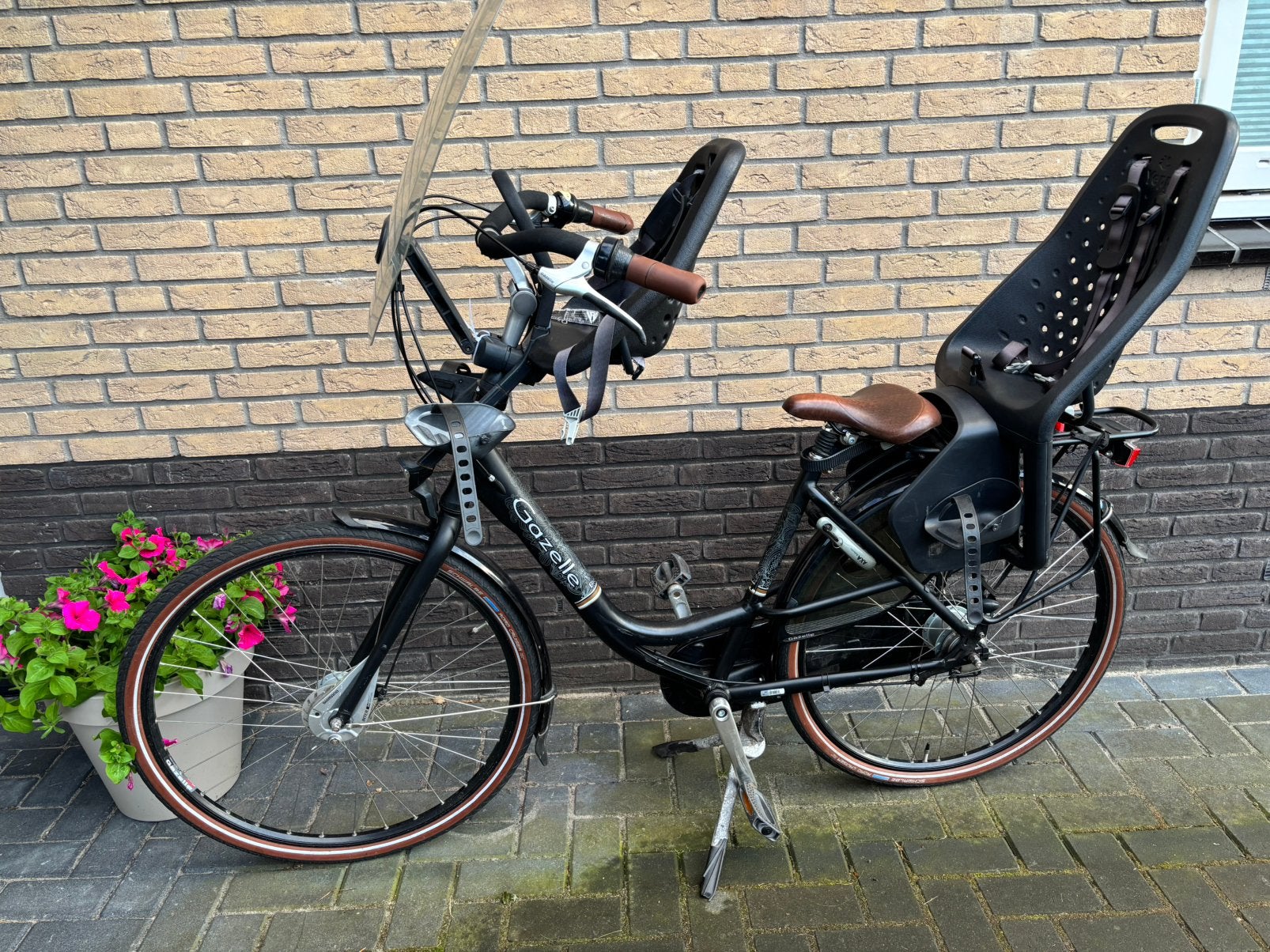 Gazelle bloom moederfiets frame 49 met voor- en achterzitje, Fietsen en Brommers, Fietsen | Dames | Moederfietsen, Ophalen, 2 zitjes