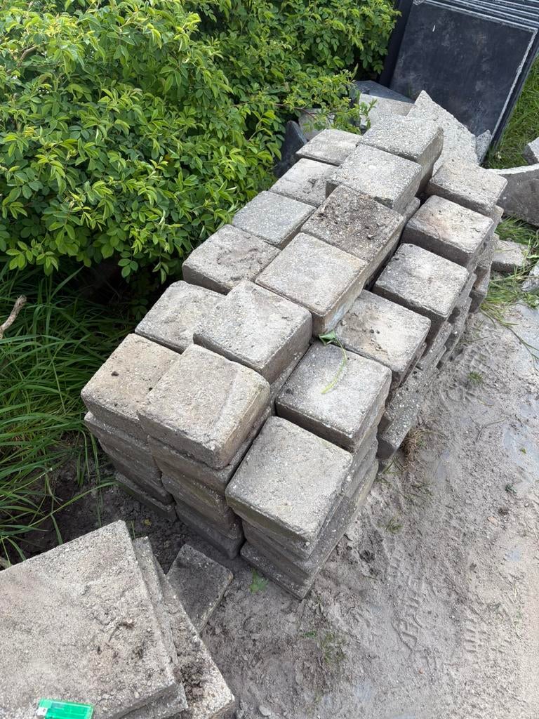 Gratis tegels, Ophalen, Zo goed als nieuw, Beton, Terrastegels