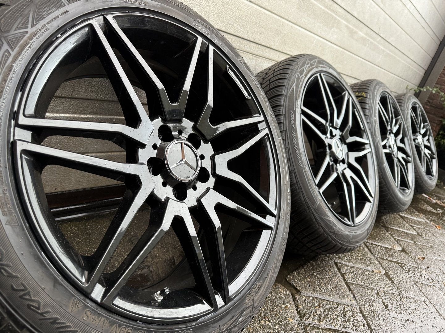 19 Mercedes AMG Vito V klasse EQV W447 velgen winterbanden, Auto-onderdelen, Banden en Velgen, 19 inch, Mercedes-Benz AG, Mercedesstraße 120, 70372 Stuttgart, Duitsland