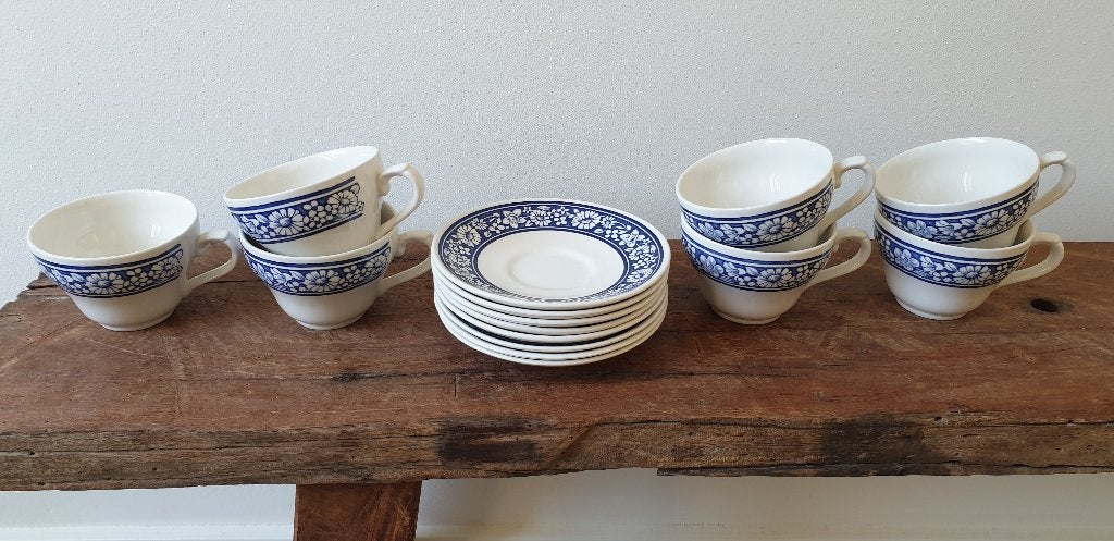 Royal Wessex kop en schotels (7 stuks), kleur wit/blauw, Ophalen of Verzenden, Zo goed als nieuw, Overige stijlen, Kop(pen) en/of Schotel(s)