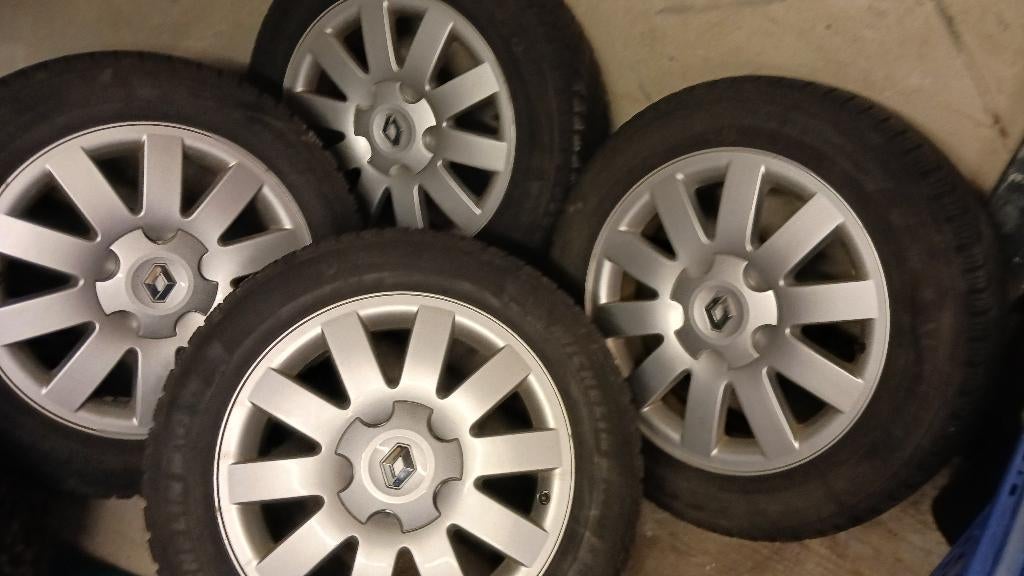Renault 5 gaats Velgen met winterbanden 16 inch, Ophalen of Verzenden