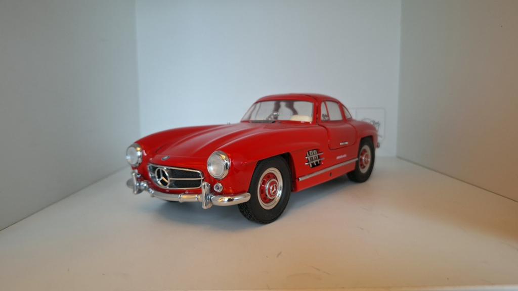Mercedes-Benz 300sl 1:18 Kyosho ORIGINELE DOOS, Ophalen of Verzenden, Zo goed als nieuw, Auto, Kyosho