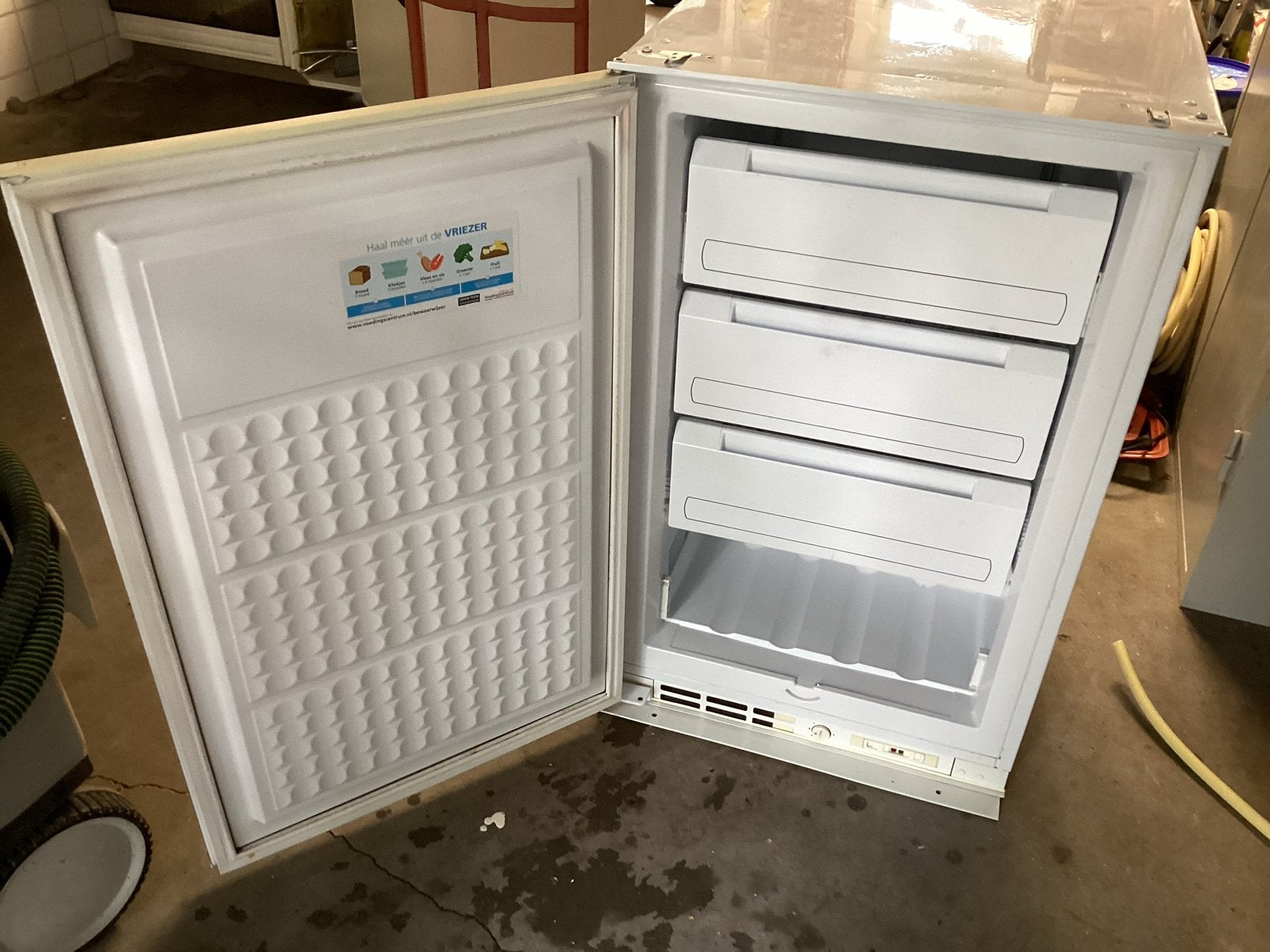 Pelgrim PV 6144 Vrieskast - Compact en Functioneel, Witgoed en Apparatuur, Gebruikt, Minder dan 60 cm, Vrijstaand, Ophalen