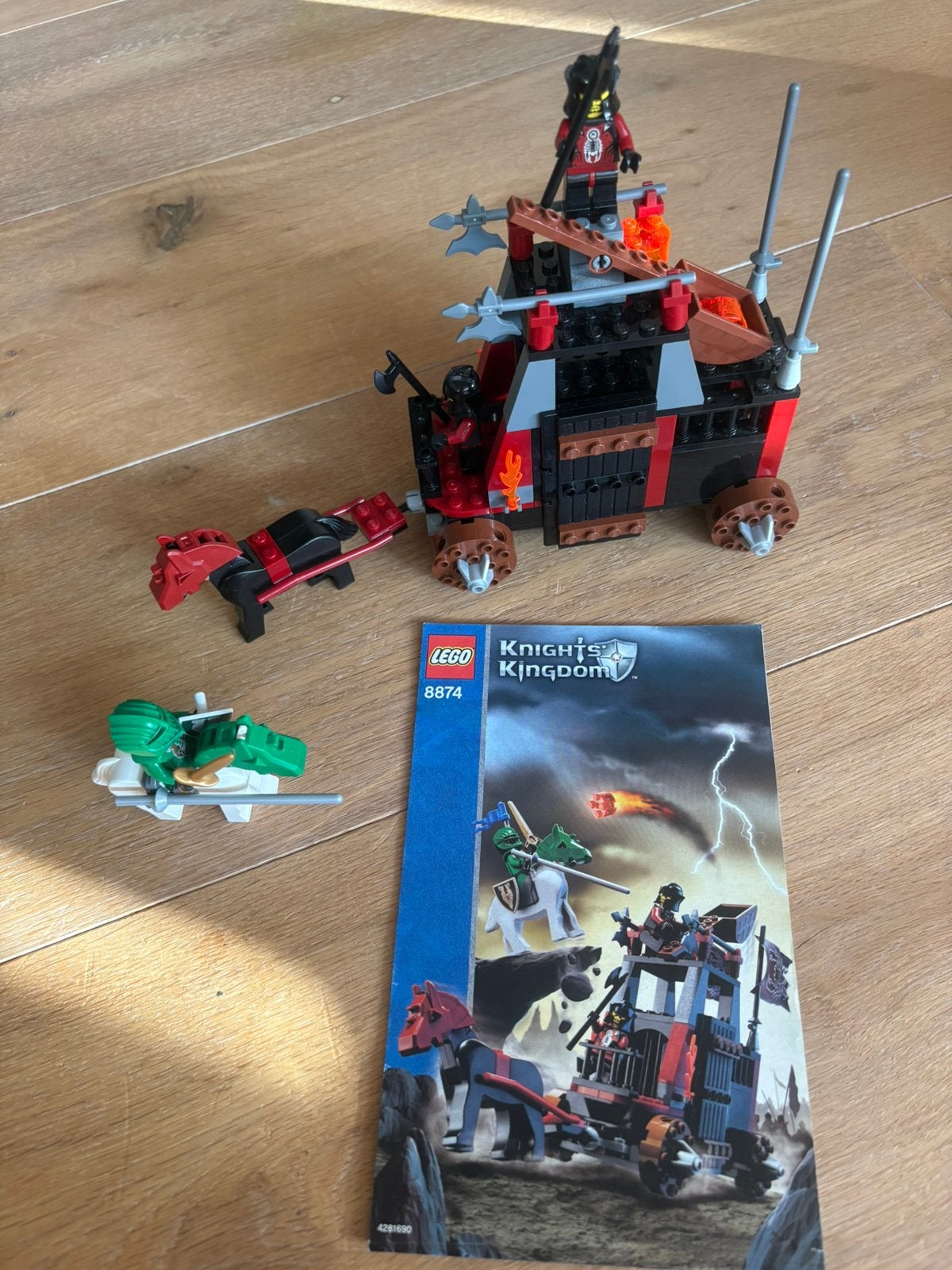 Lego Castle Knights’ Kingdom II 8778 en 8874, Ophalen of Verzenden, Zo goed als nieuw