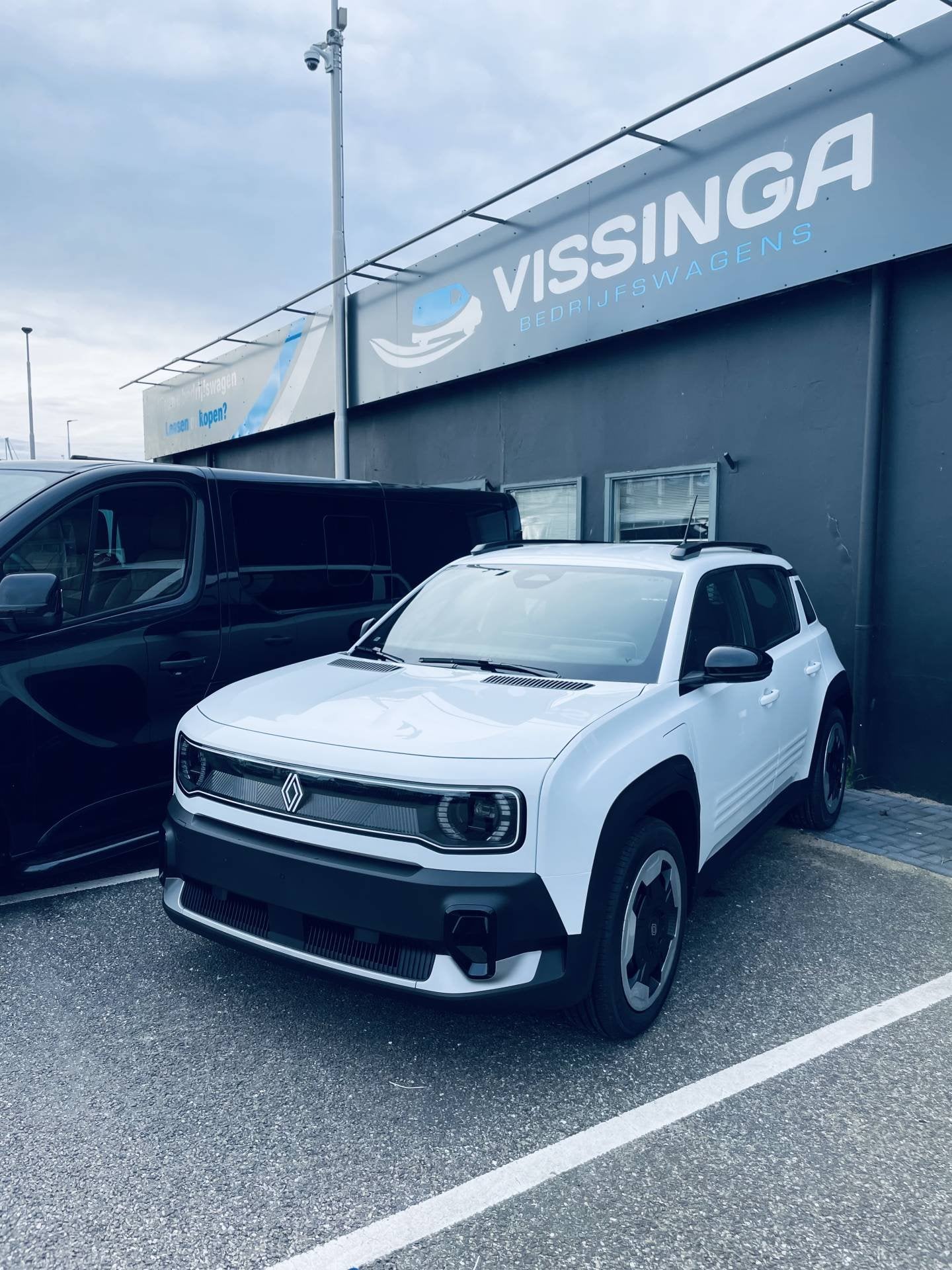 Renault 4 E-Tech Evolution Urban Range Van (bj 2026), Automaat, Dealer onderhouden, Metallic lak, Huisgarantie