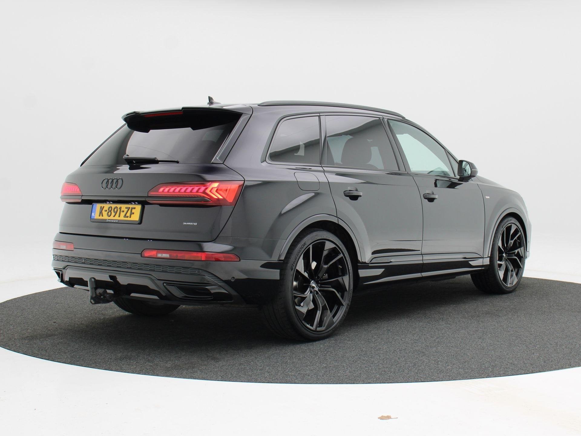 Audi Q7 55 TFSi e quattro S-Line 340 Pk Automaat | Luchtveri, Auto's, Audi, Automaat, Dealer onderhouden, Gebruikt, 2995 cc
