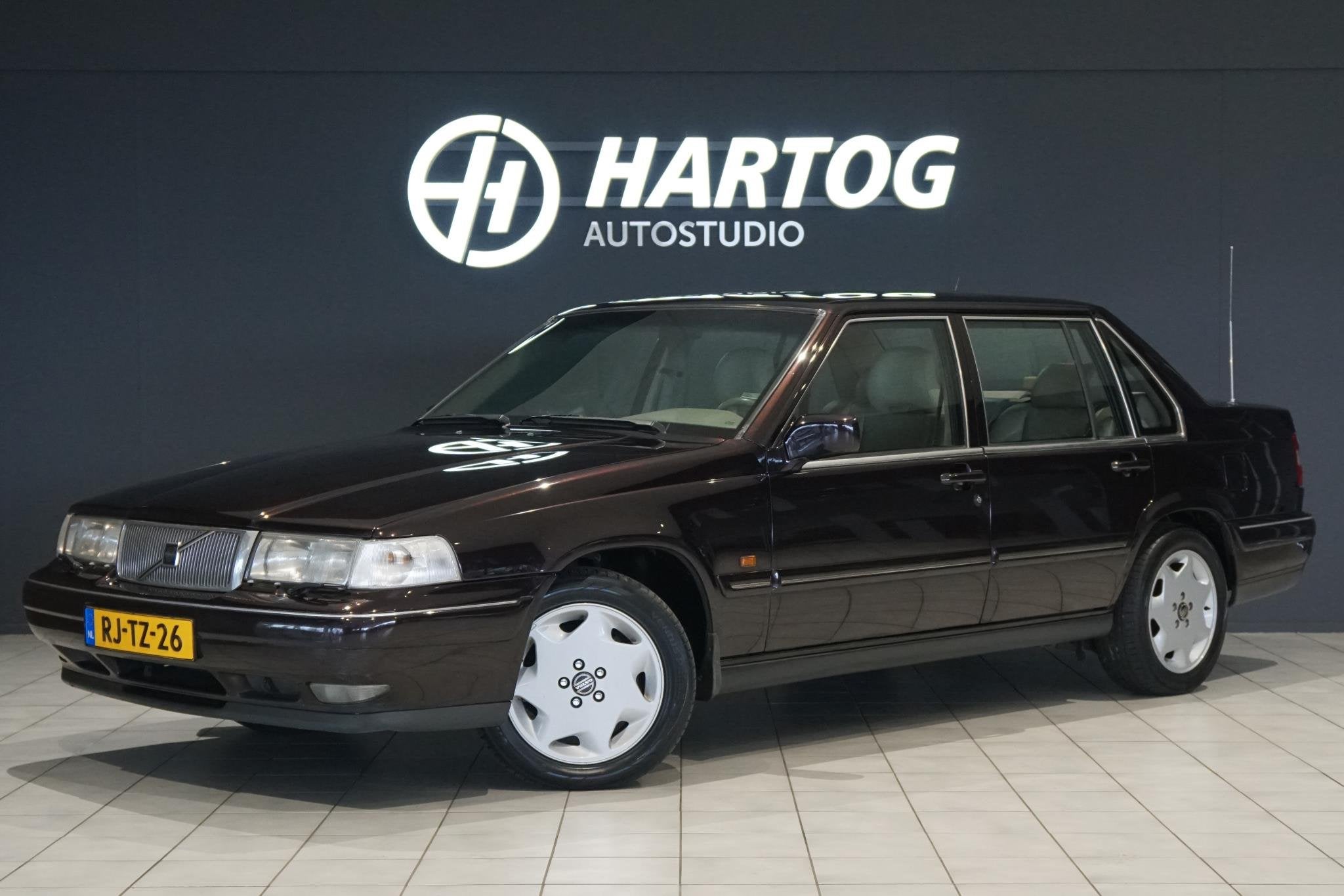 Volvo 960 2.5 170PK + ORIG. NEDERLANDS / LEDER, Auto's, Automaat, Achterwielaandrijving, Gebruikt, Overige kleuren