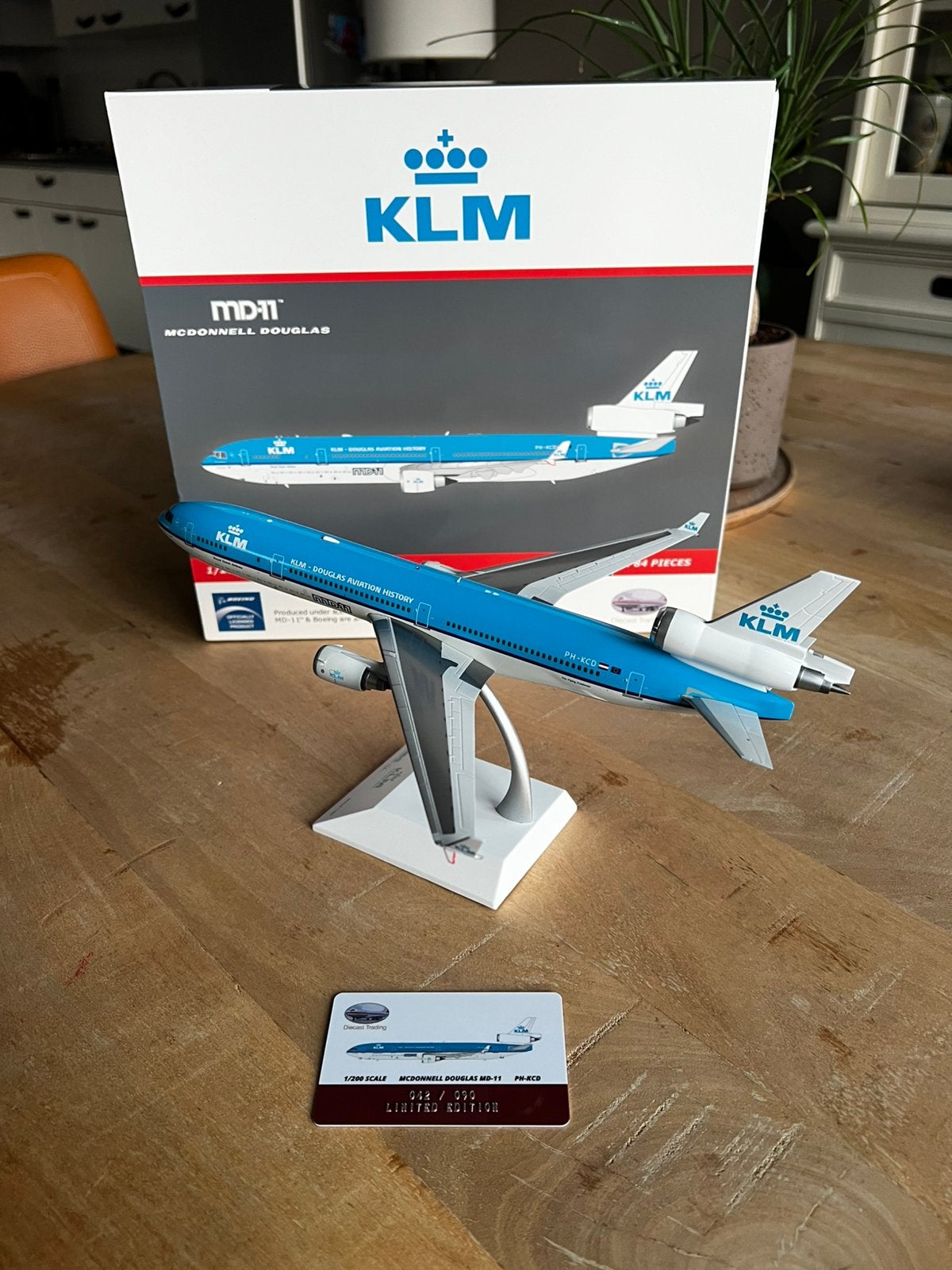 MD-11 KLM FAREWELL 1/200, Ophalen of Verzenden, Nieuw, 1:144 tot 1:200, Overige merken
