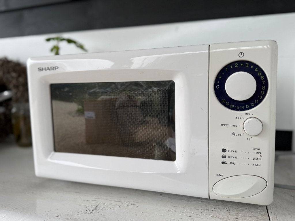 Magnetron sharp, Ophalen of Verzenden, Zo goed als nieuw, Vrijstaand, Magnetron