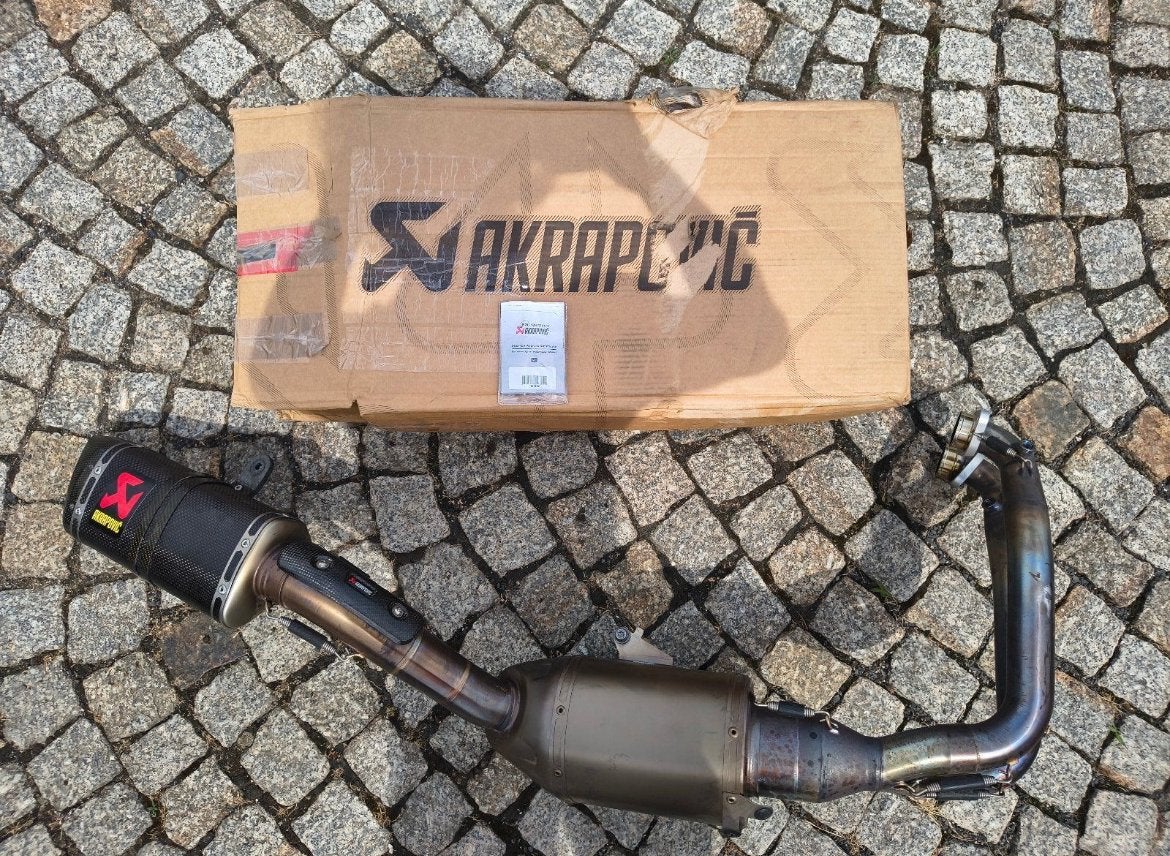 Akrapovic Aprilia RS660/ tuono 660 uitlaat systeem, Ophalen of Verzenden, Gebruikt