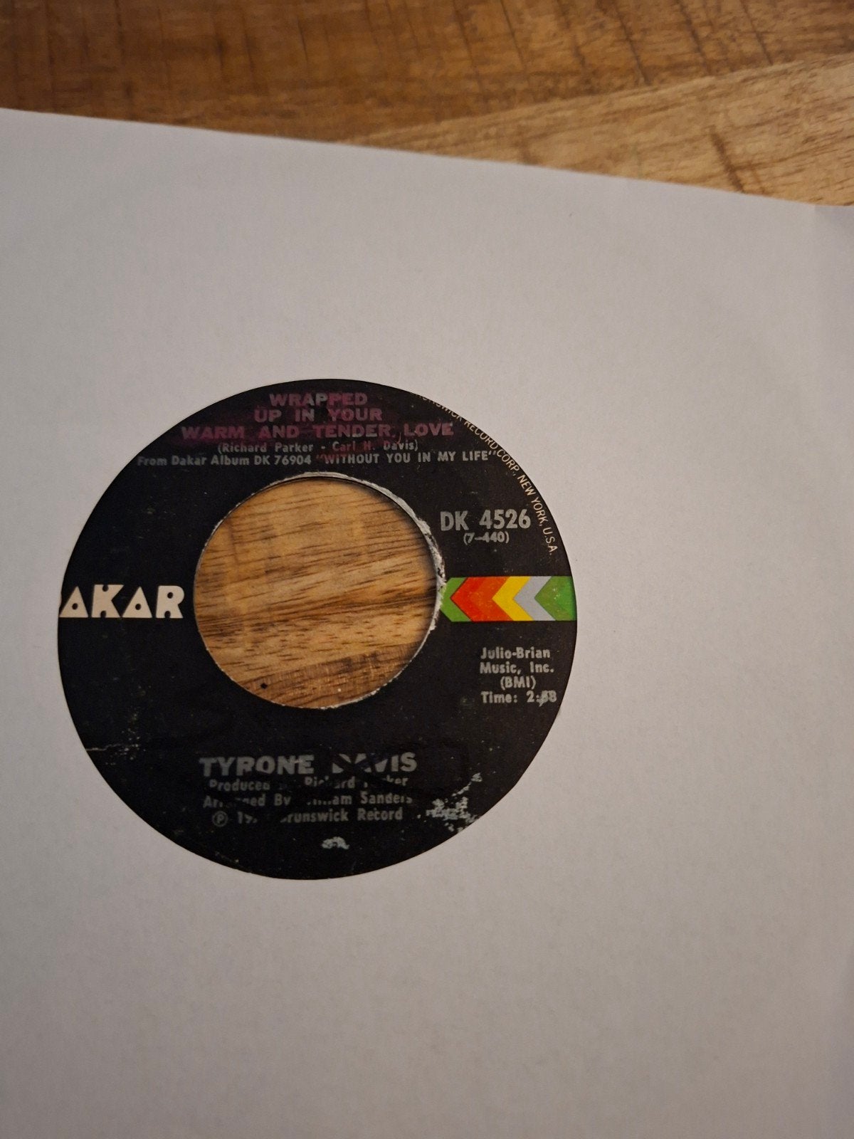 tyrone davis / wrapped up in your warm and tender love, Ophalen of Verzenden, Zo goed als nieuw, Pop
