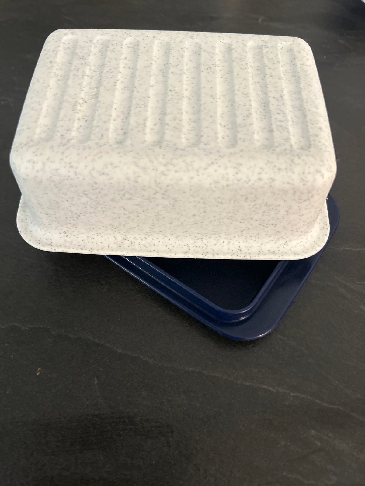 Stijlvolle botervloot met deksel - Wit/Blauw tupperware, Ophalen, Kunststof, Wit, Overige typen