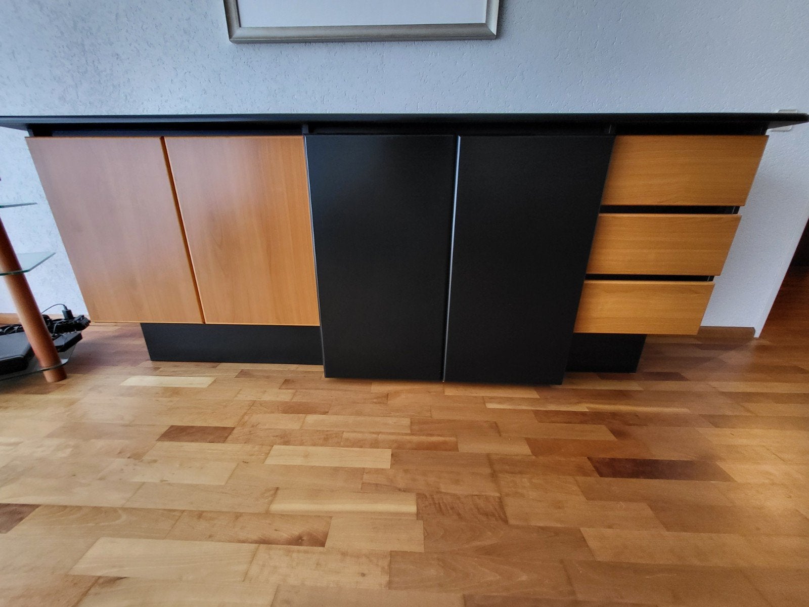 Stijlvol dressoir met opbergruimte, Huis en Inrichting, Kasten | Dressoirs, Ophalen, Met lade(s), Zo goed als nieuw, 200 cm of meer