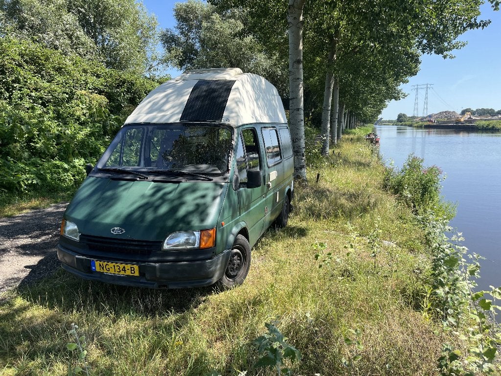 Ford Transit Camper 2.0 Diesel (1992) – 2 jaar APK, Caravans en Kamperen, Buscamper of Camperbus, Ford, Koelkast, Particulier