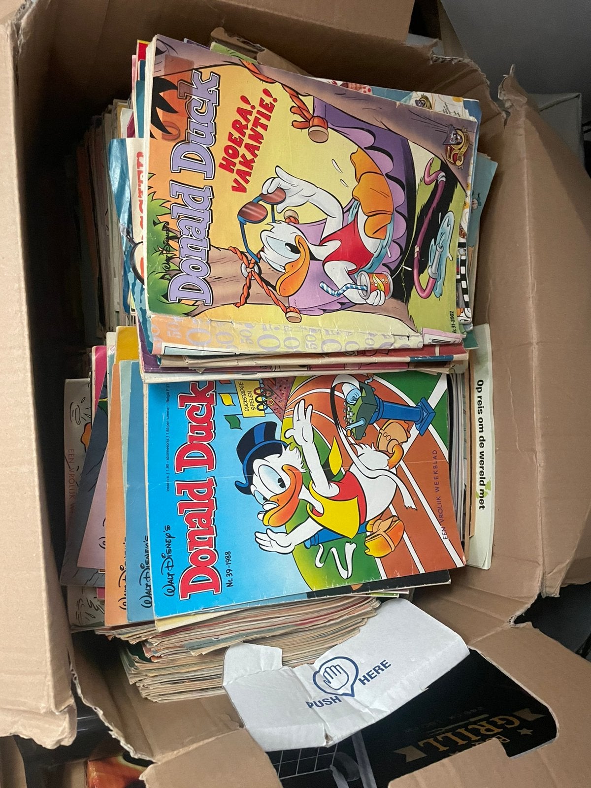 Donald duck. Vehuis doos vol, Eén comic, Ophalen, Zo goed als nieuw, Europa