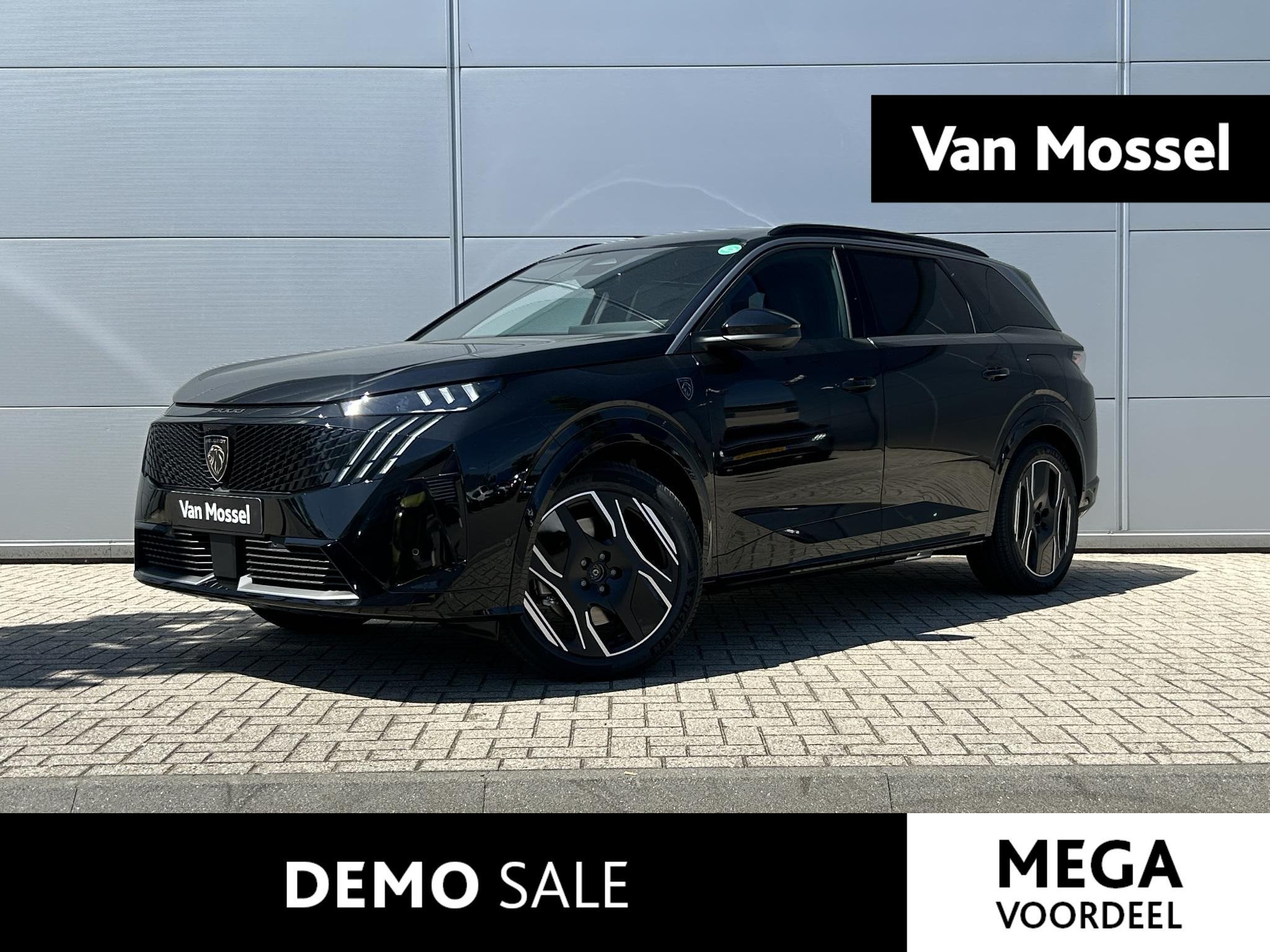 Peugeot e-5008 GT Exclusive 73 kWh 7p | Panoramisch schuifda, Auto's, 213 pk, 7 stoelen, Zwart, 1000 kg