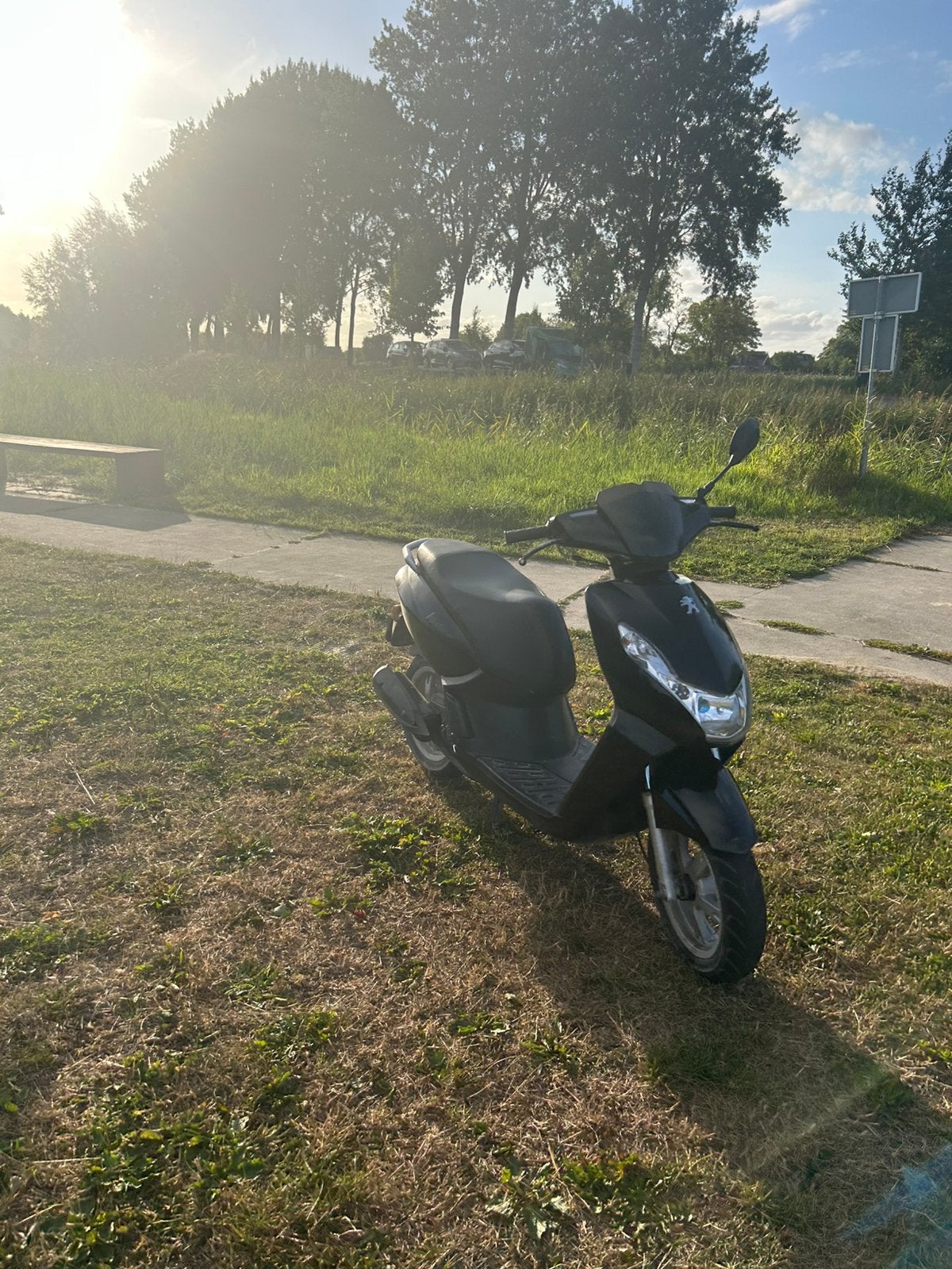 Peugeot kisbee scooter, Fietsen en Brommers, Scooters | Peugeot, Gebruikt, Overige modellen, Ophalen of Verzenden, Benzine