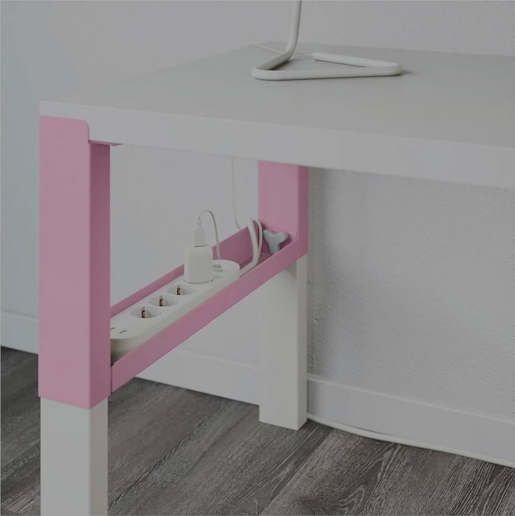 IKEA bureau in hoogte verstelbaar (59, 66 of 72 cm), Huis en Inrichting, Bureaus, Ophalen