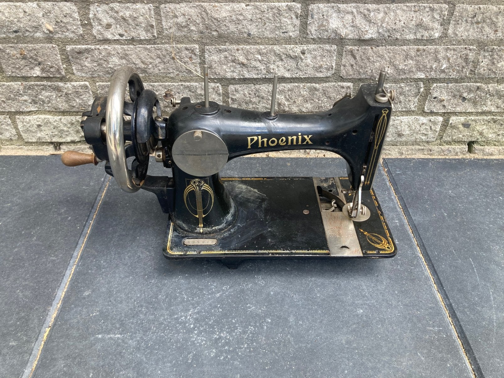 Oude naaimachine - opknapper, Ophalen