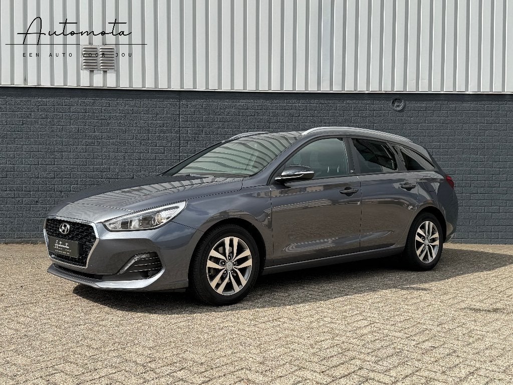 Hyundai i30 Wagon 1.0 T-GDI Premium / Dealer Onderhouden, Voorwielaandrijving, Dealer onderhouden, Stof, Handgeschakeld