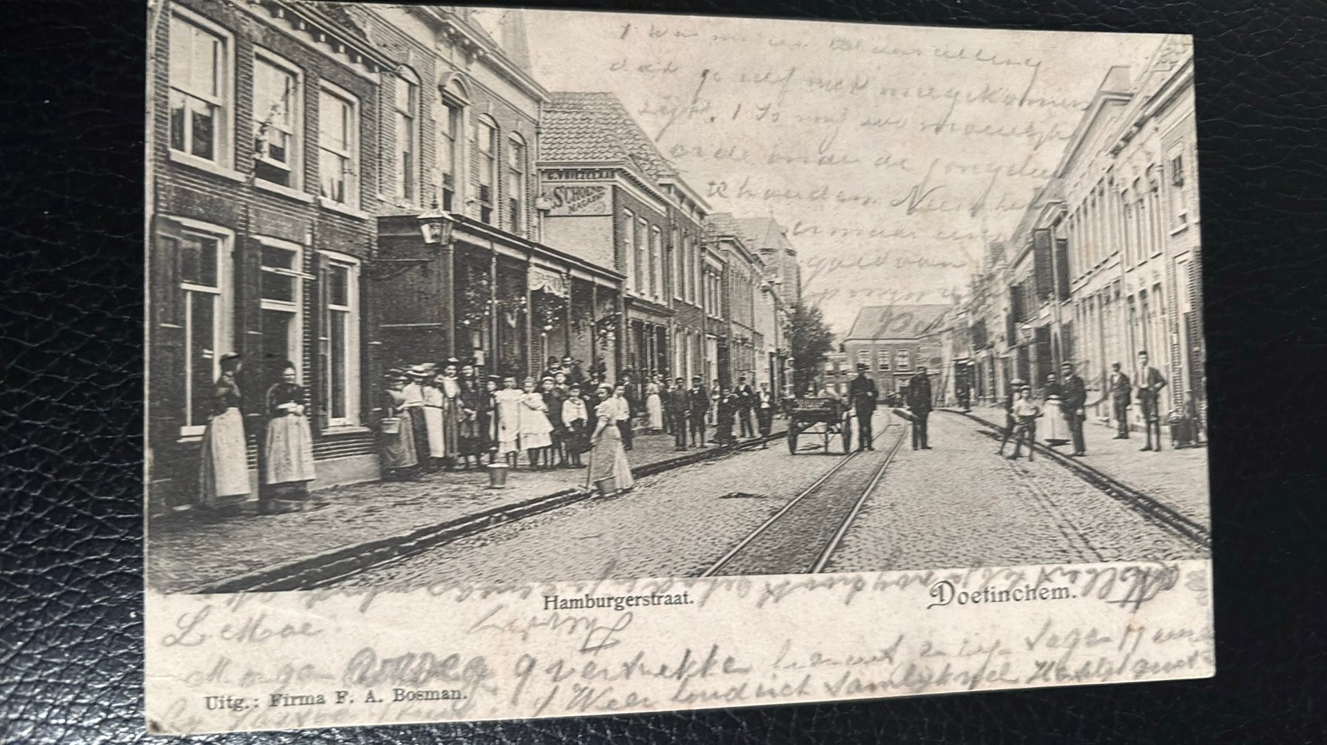 Doetinchem 1900 Hamburgerstraat met heel veel volk, Ophalen of Verzenden, Voor 1920, Gelopen, Gelderland