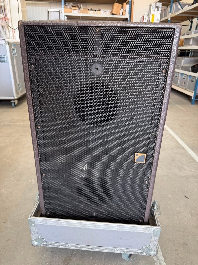 2x L'acoustics SB118 subs inclusief flightcases, Audio, Tv en Foto, Luidsprekers, Overige merken, Subwoofer, Ophalen of Verzenden