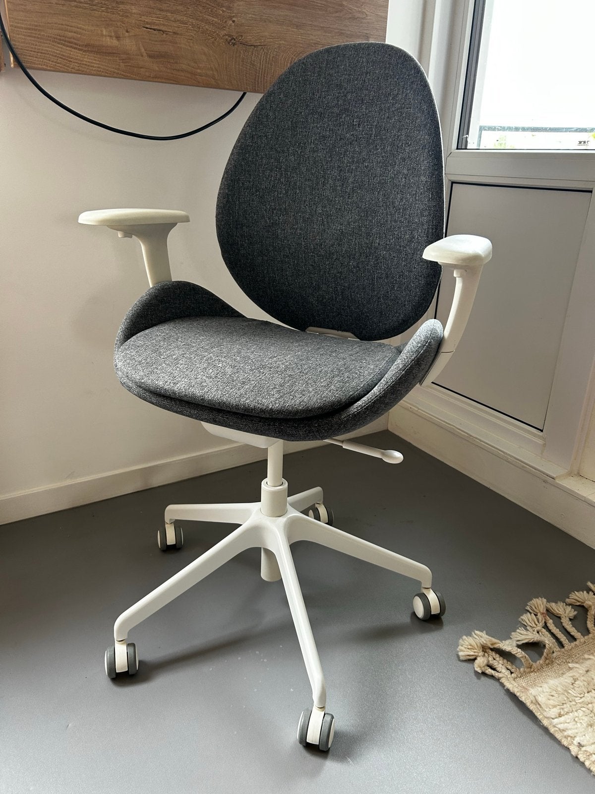 Ergonomic Desk Chair with wheels, Ophalen, Zo goed als nieuw, Grijs, Bureaustoel