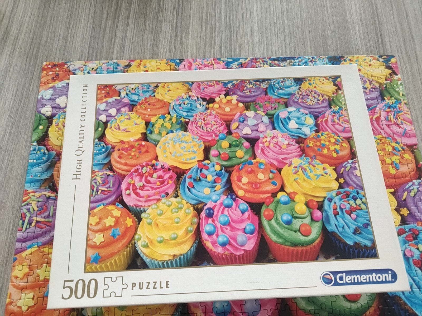 Clementoni puzzel 500 stukjes Colorful Cupcakes, Ophalen of Verzenden, 500 t/m 1500 stukjes, Zo goed als nieuw, Legpuzzel