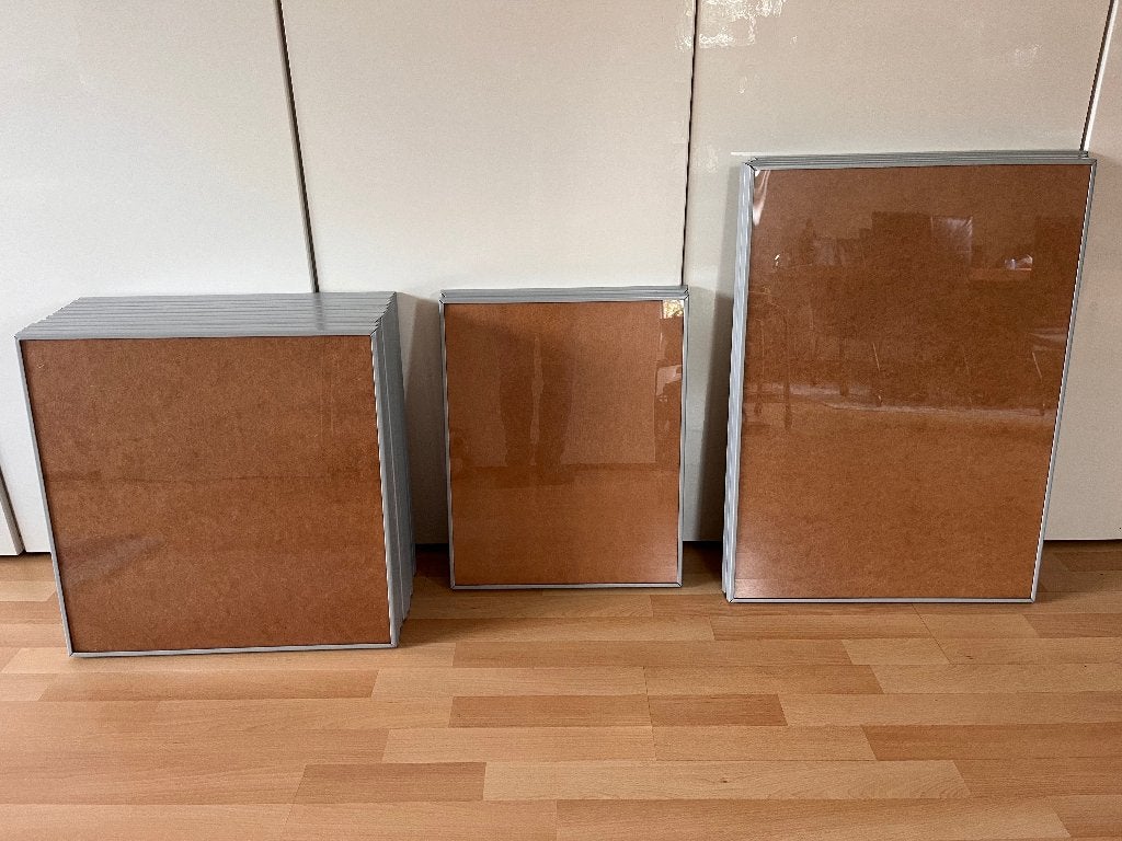 Set IKEA Reslig fotolijsten - Grijs metaal in diverse maten, Gebruikt, Metaal, Hangend, Grijs