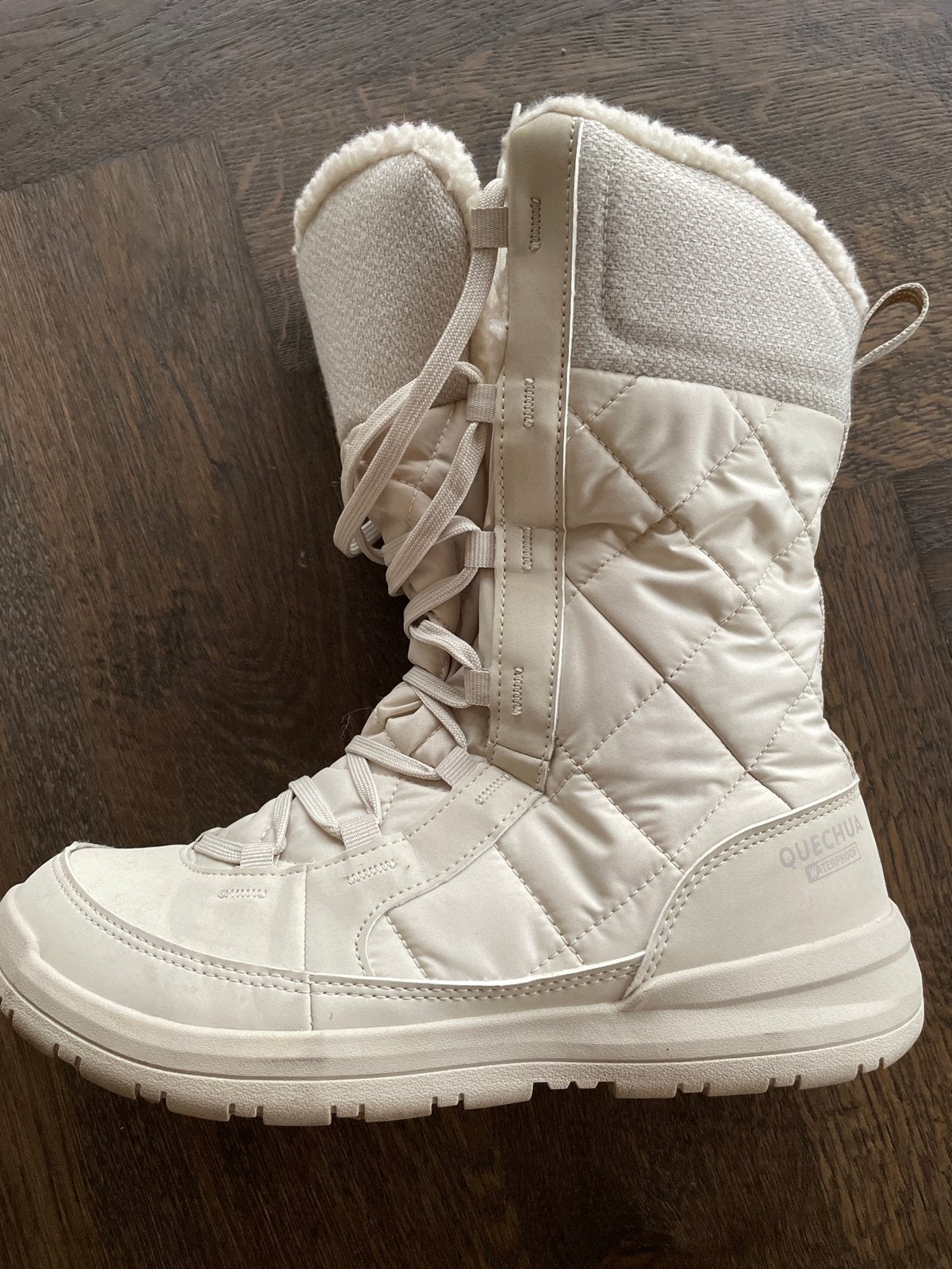 Quechua Snowboots - Beige, Maat 39, Beige, Snowboots, Ophalen of Verzenden, Zo goed als nieuw