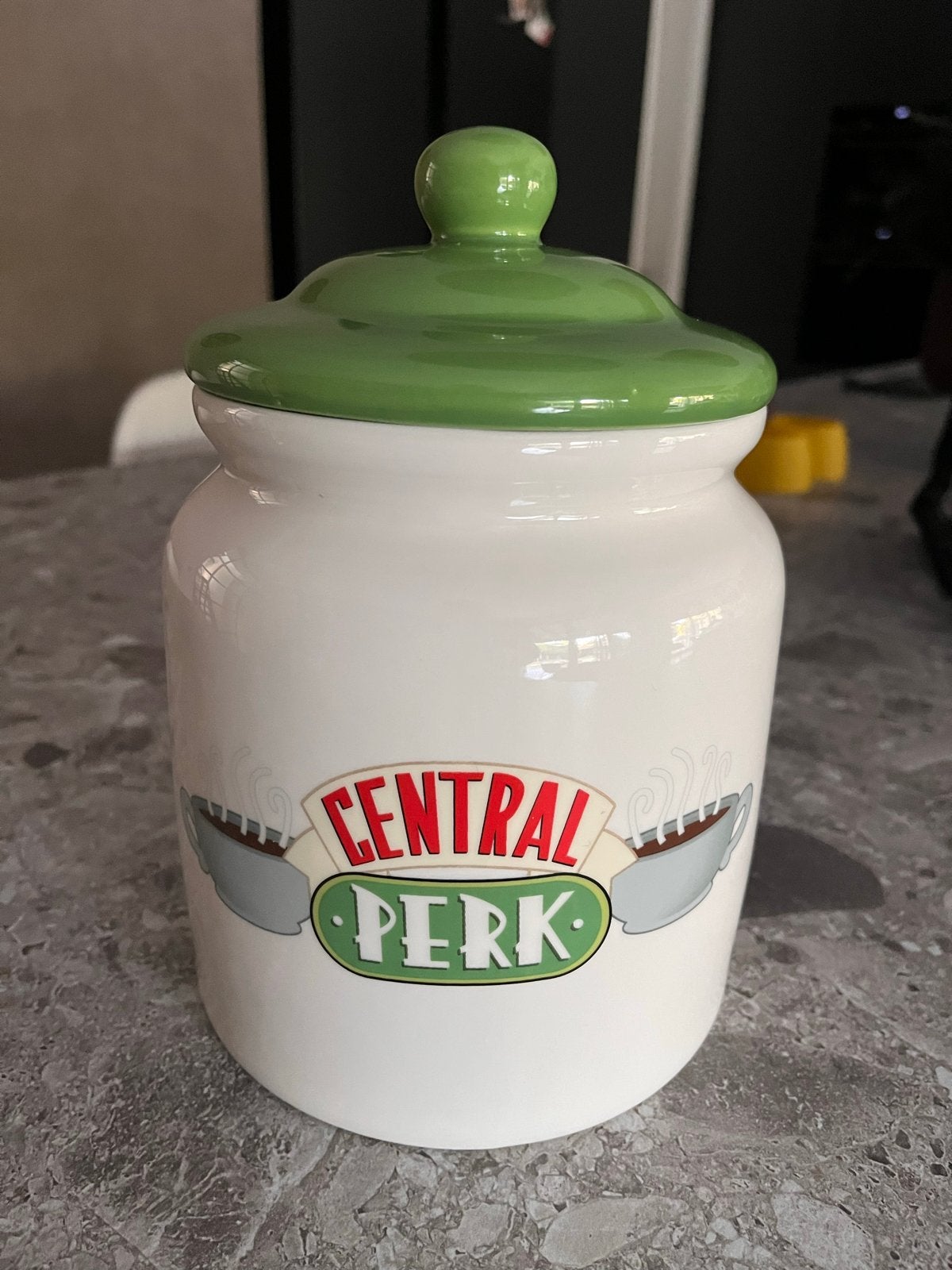 Central Perk Friends Voorraadpot - Zo goed als nieuw, Rond, Pot of Kruik, Ophalen of Verzenden, Zo goed als nieuw