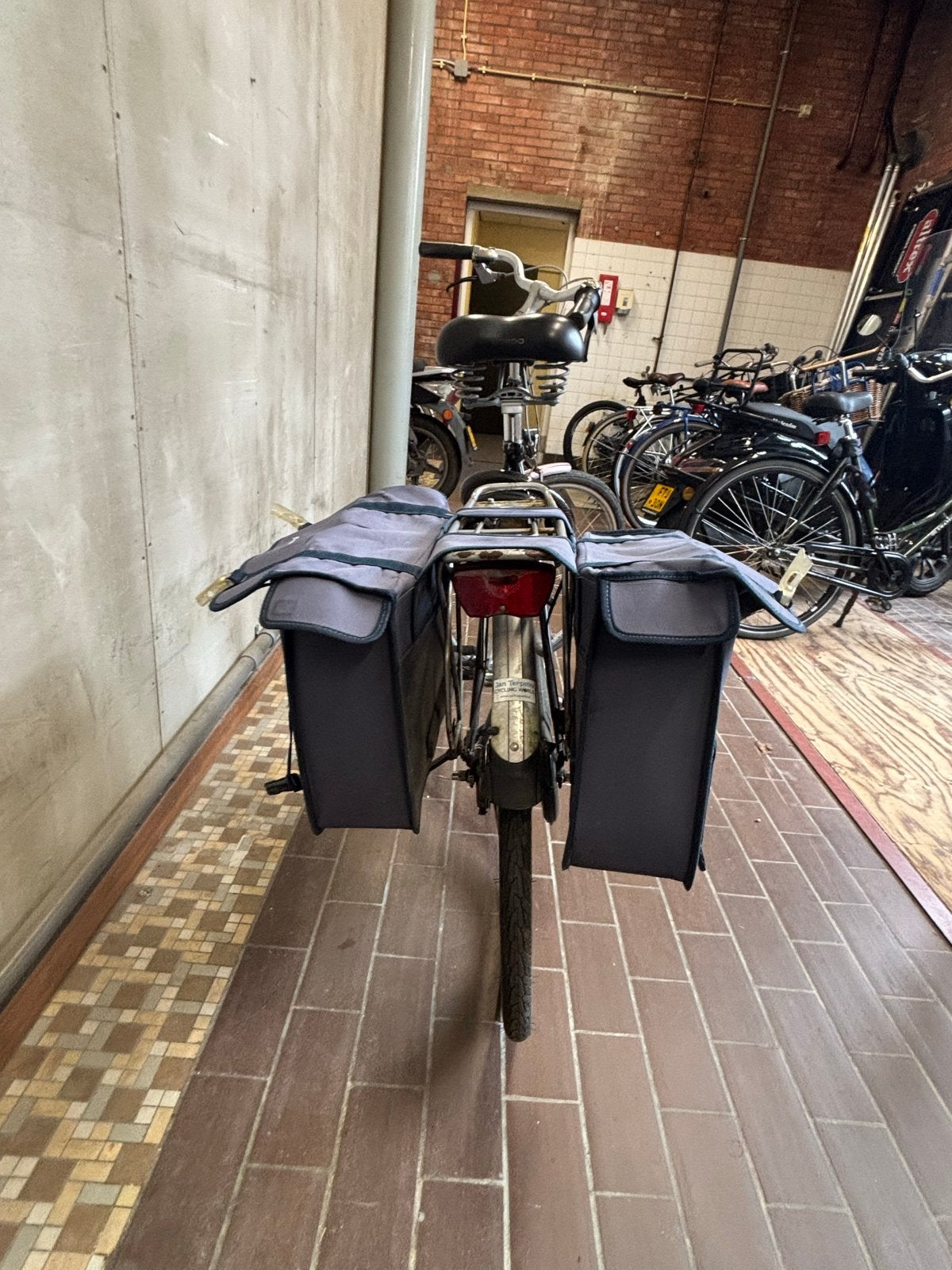 Batavus damesfiets - Gebruikt, Fietsen en Brommers, Fietsen | Dames | Damesfietsen, Ophalen, Velgrem, Versnellingen, Batavus
