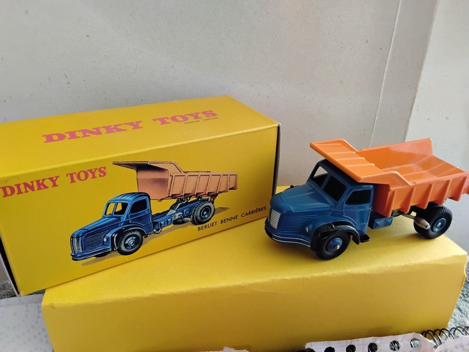 DINKY TOYS ATLAS BERLIET BENNE CARRIËRES NO 34 A, Ophalen of Verzenden, Bus of Vrachtwagen, Dinky Toys