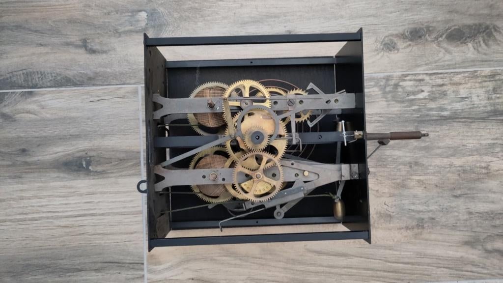 Comtoise uurwerk REPLICA Obodes de Morbier, Antiek en Kunst, Antiek | Klokken, Ophalen