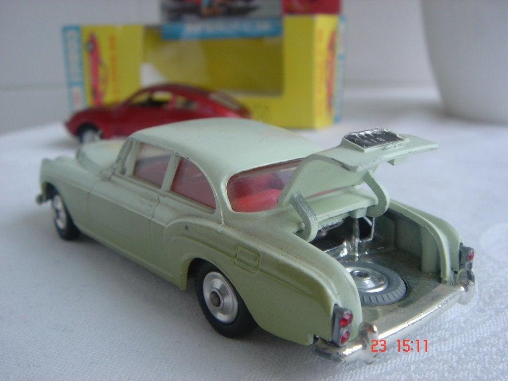 BENTLEY CONTINENTAL SPORTS SALOON 1965 CORGI TOYS, Ophalen of Verzenden, Zo goed als nieuw, Auto, Corgi