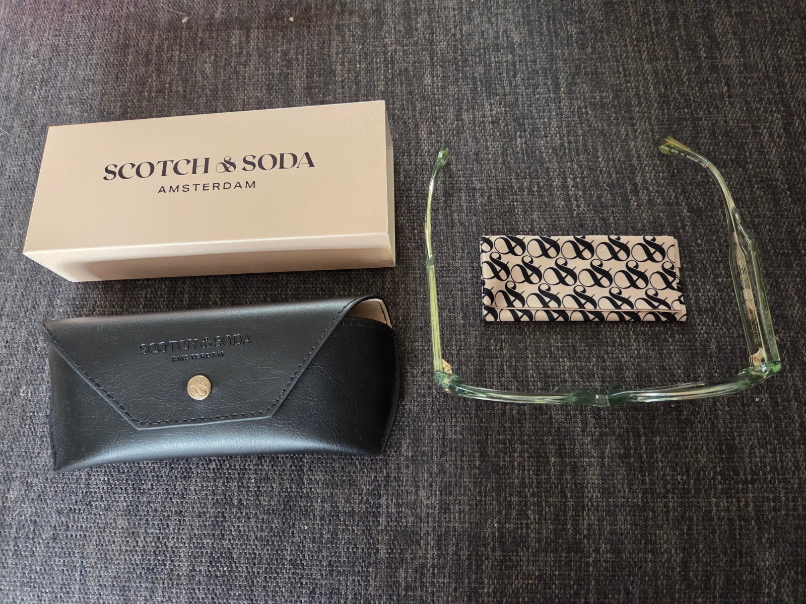 Scotch&Soda zonnebril, Sieraden, Tassen en Uiterlijk, Overige merken, Zonnebril, Nieuw, Ophalen of Verzenden