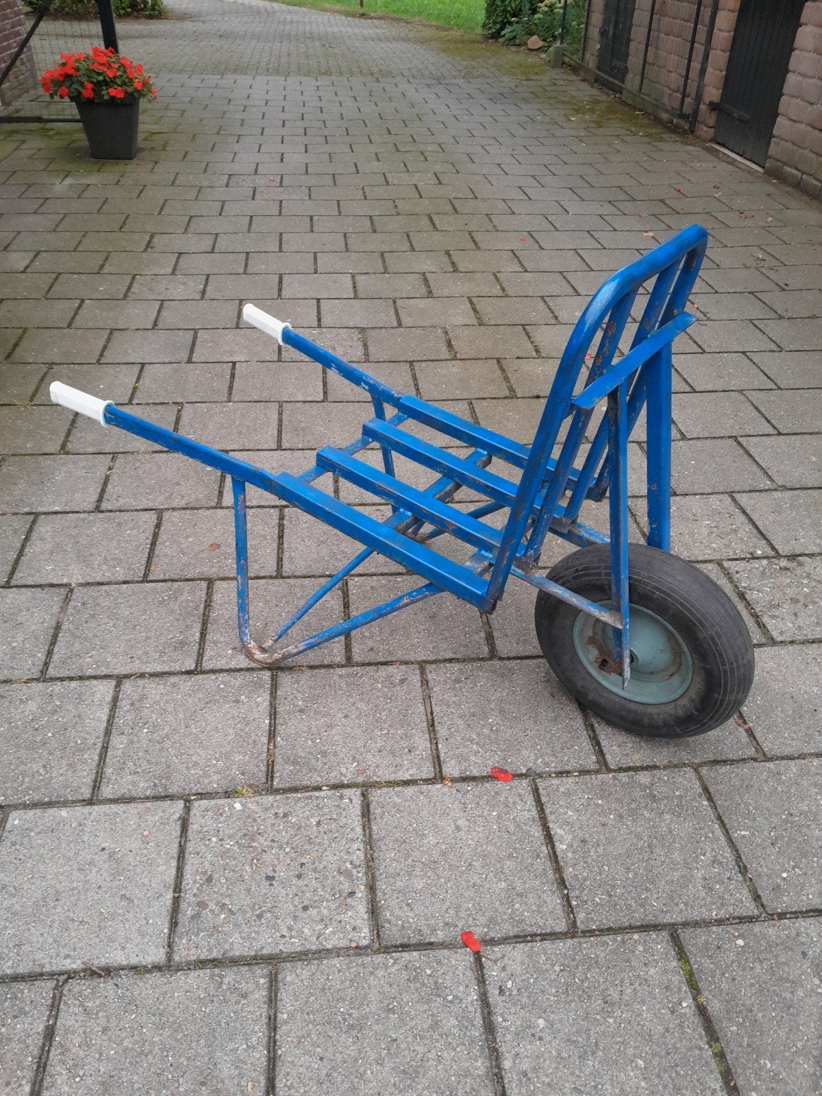 Steenkruiwagen. Steenkar., Ophalen, Matador
