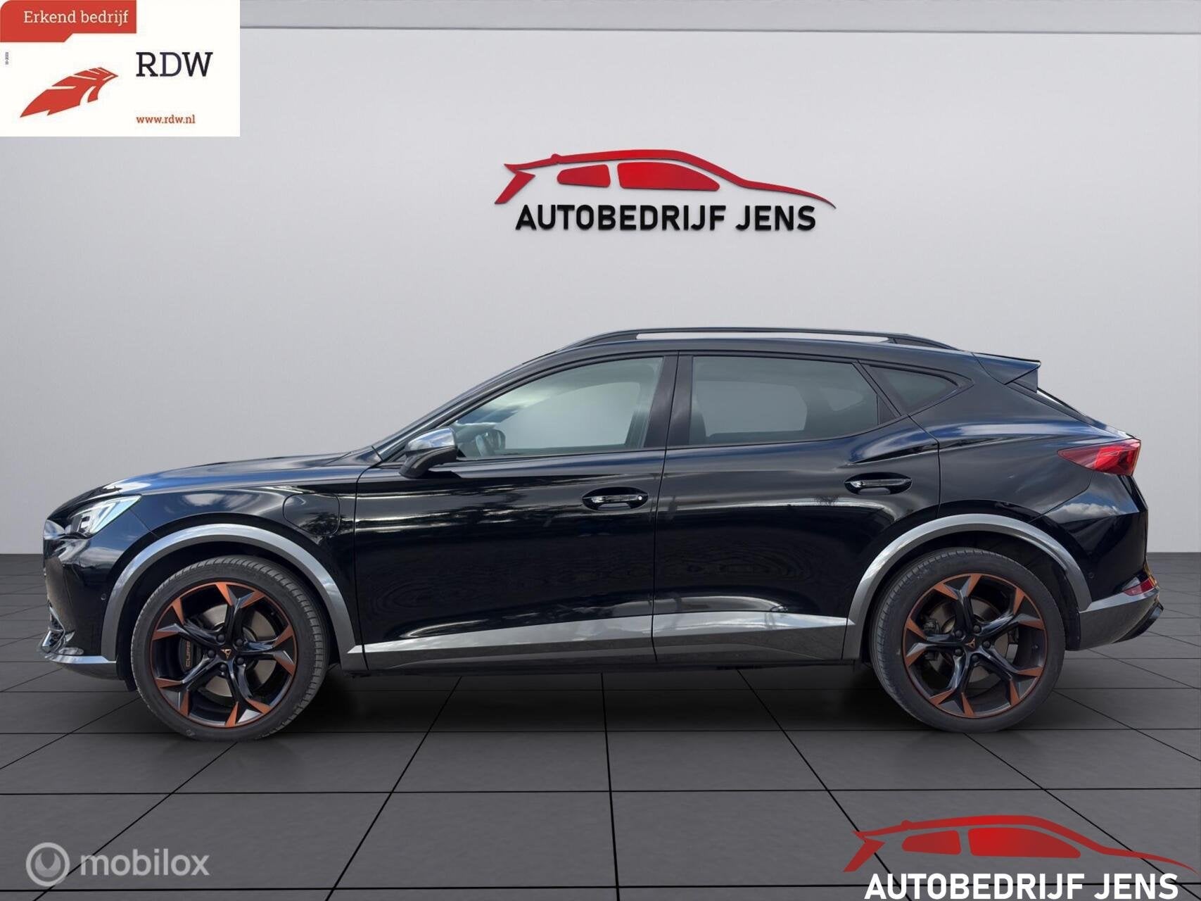 CUPRA Formentor 1.4 e-Hybrid VZ Copper Edition|PANO|Sp.stuur, Auto's, Gebruikt, Zwart, 4 cilinders, Zwart